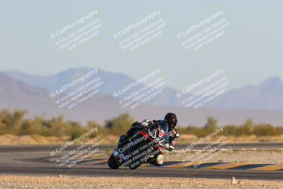 media/Dec-09-2023-SoCal Trackdays (Sat) [[76a8ac2686]]/Turn 15 Set 1 (230pm)/